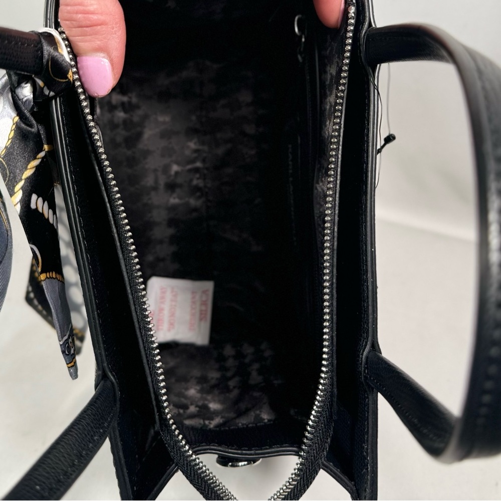 Karl Lagerfeld black Medallion Bag NWT and twilly (chain not included) - Picture 8 of 10